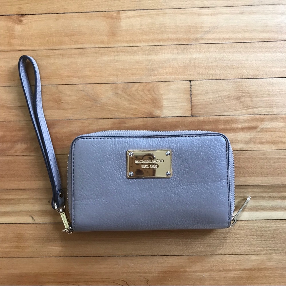 Michael Kors Nude Wallet